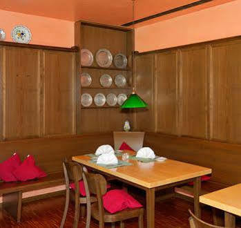 Hotel Oberschwaebischer Hof Schwendi Extérieur photo